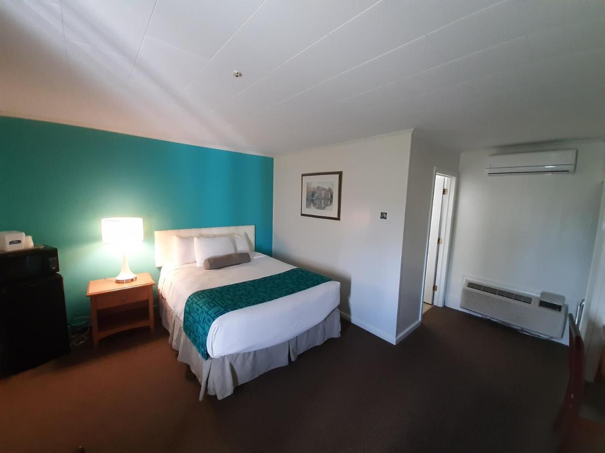 Howard Johnson By Wyndham Woodstock Nb Luaran gambar