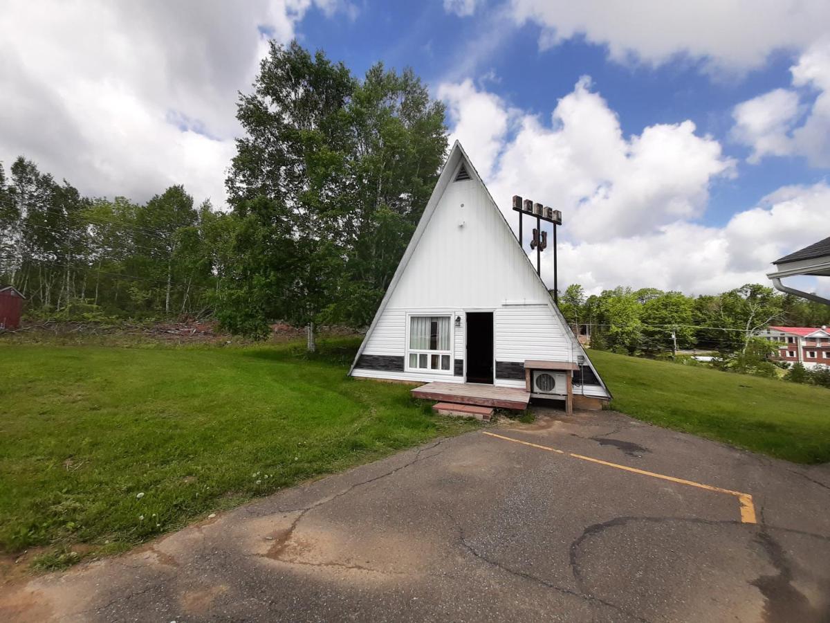 Howard Johnson By Wyndham Woodstock Nb Luaran gambar