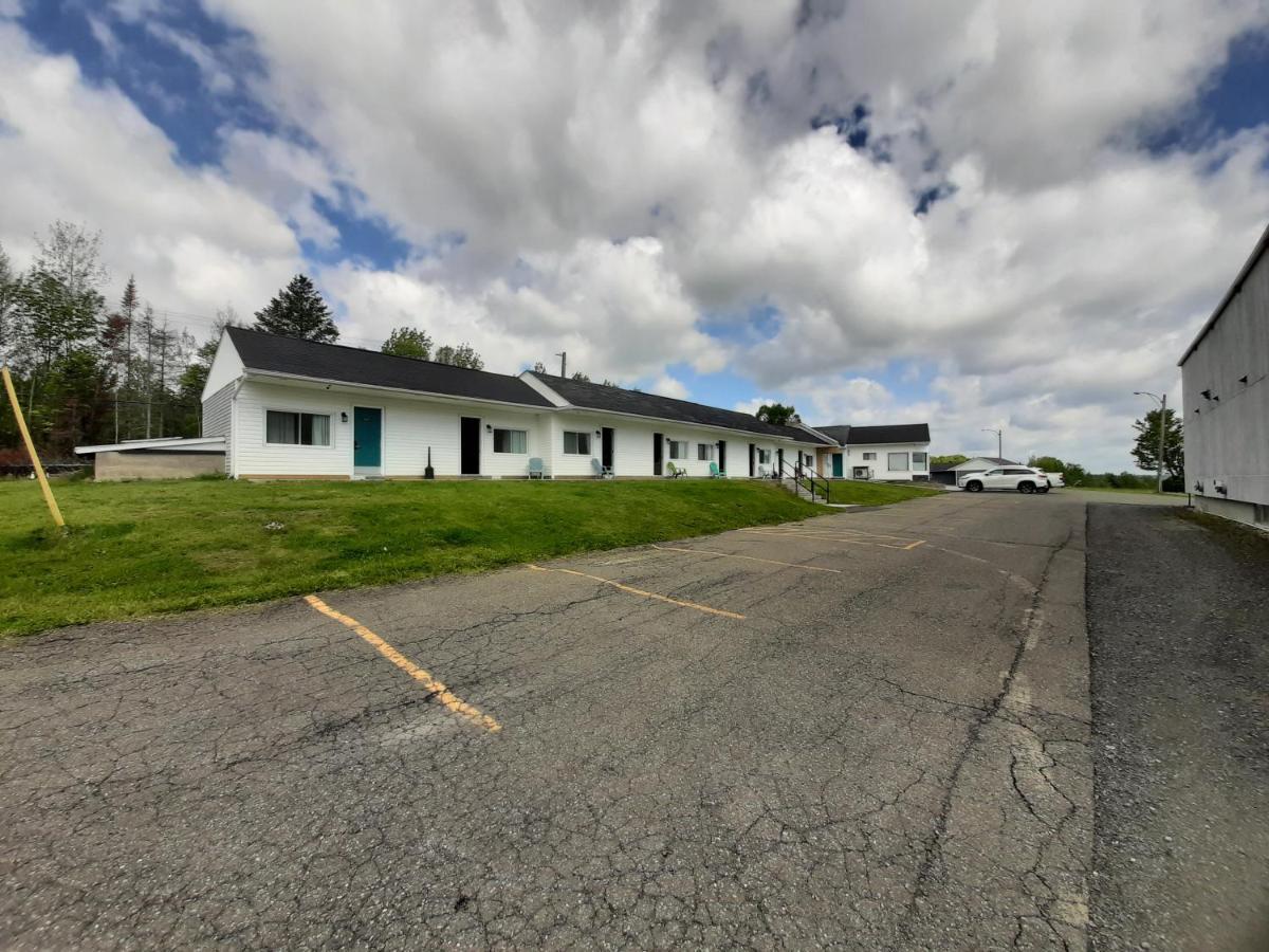 Howard Johnson By Wyndham Woodstock Nb Luaran gambar